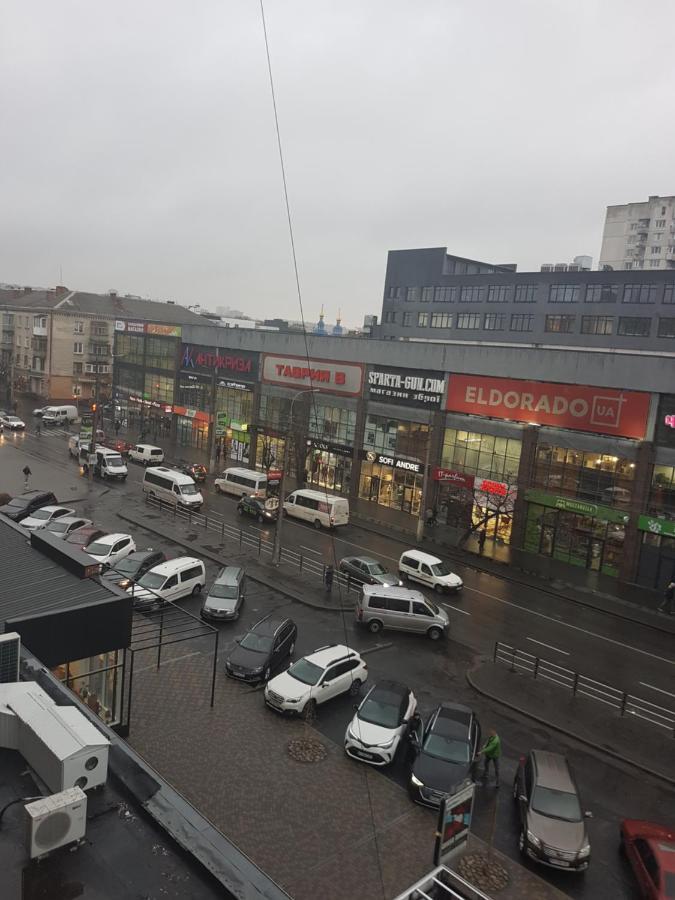 2Х Комнатная С Ремонтом В Центре.Renovated, Center Apartment Khmelʼnytsʼkyy Exterior foto