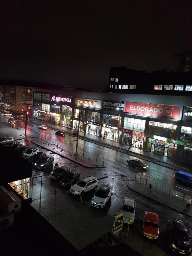 2Х Комнатная С Ремонтом В Центре.Renovated, Center Apartment Khmelʼnytsʼkyy Exterior foto